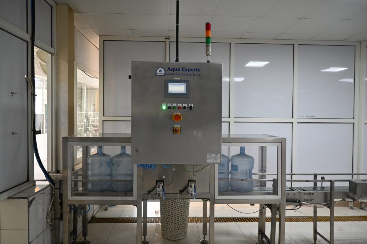 Automatic PLC-based Decapper